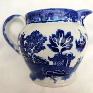 Vtg. ALERTON of England Blue Willow Ceramic Pitcher 5x5"